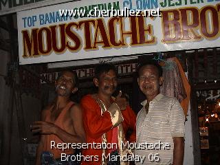 légende: Representation Moustache Brothers Mandalay 06
qualityCode=raw
sizeCode=half

Données de l'image originale:
Taille originale: 147424 bytes
Temps d'exposition: 1/50 s
Diaph: f/240/100
Heure de prise de vue: 2002:07:30 20:16:09
Flash: oui
Focale: 42/10 mm
